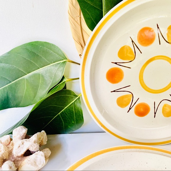 ⚡️SOLD⚡️MIDMOD SUNBEAM PLATES - Set of 4 - Picture 4 of 8